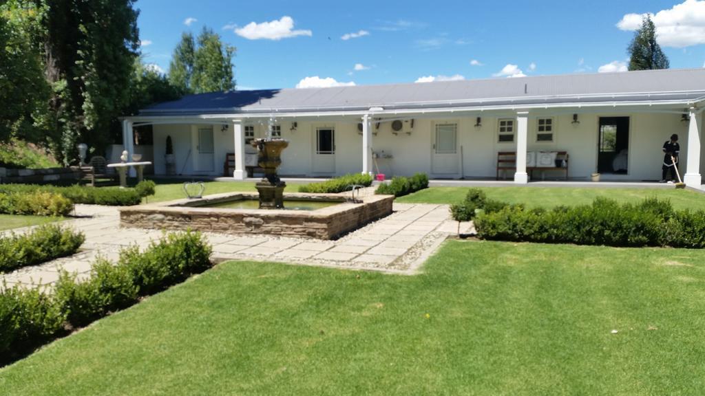 La Riviera Boutique Guesthouse & Spa Aliwal North Exteriör bild