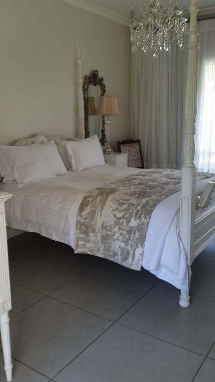 La Riviera Boutique Guesthouse & Spa Aliwal North Rum bild